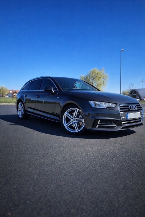 Audi  A4  S Line