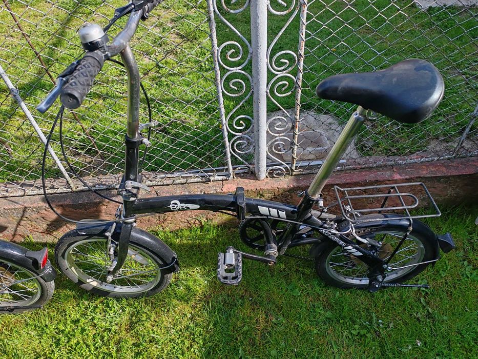 2 biciclete pliabile foarte compacte