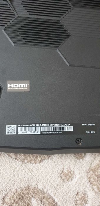 Лаптоп MSI Katana GF66 11UG.