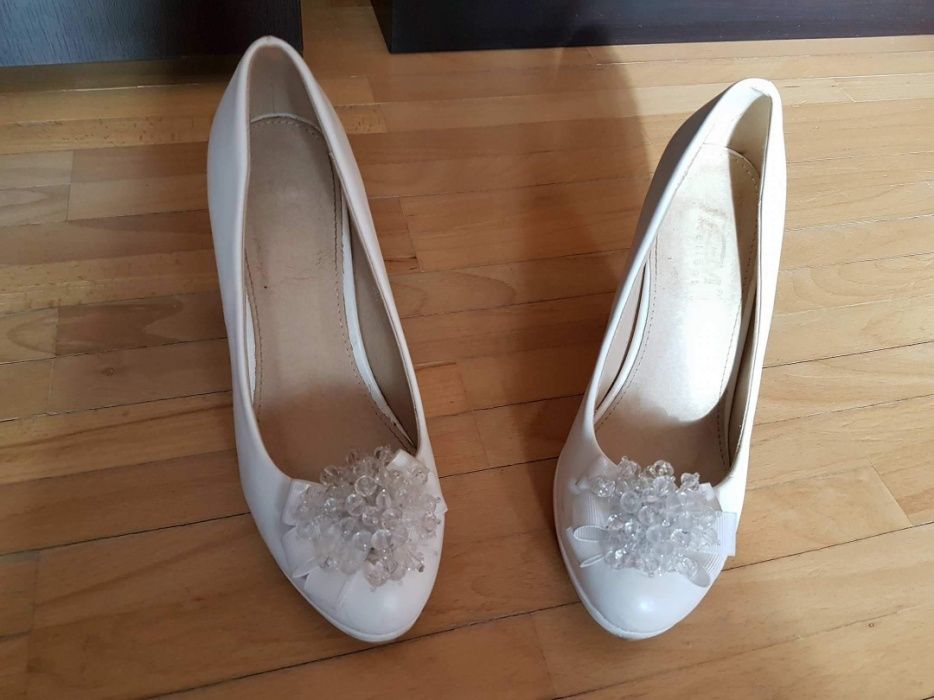 Pantofi dama de gala