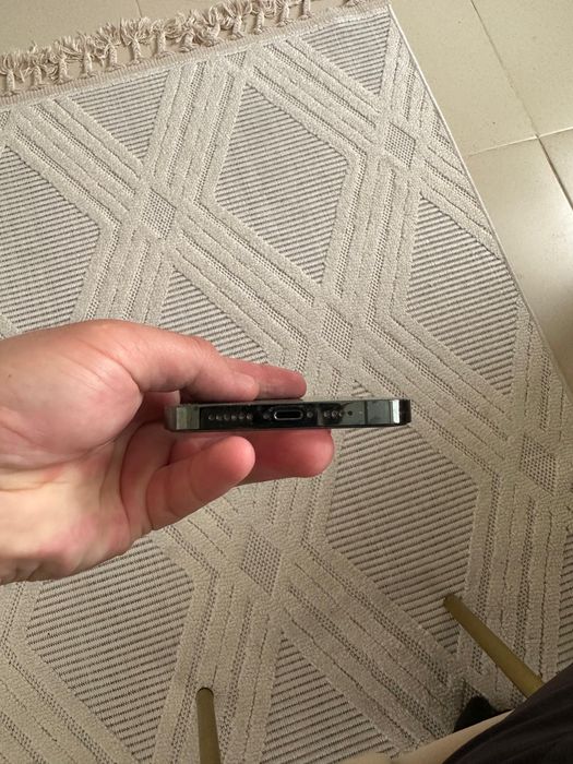 Продам iphone 13 pro max