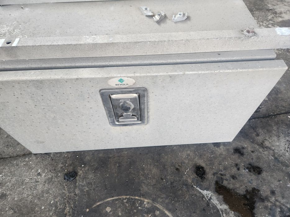 Cutie aluminium 80 cm cu 40 cm