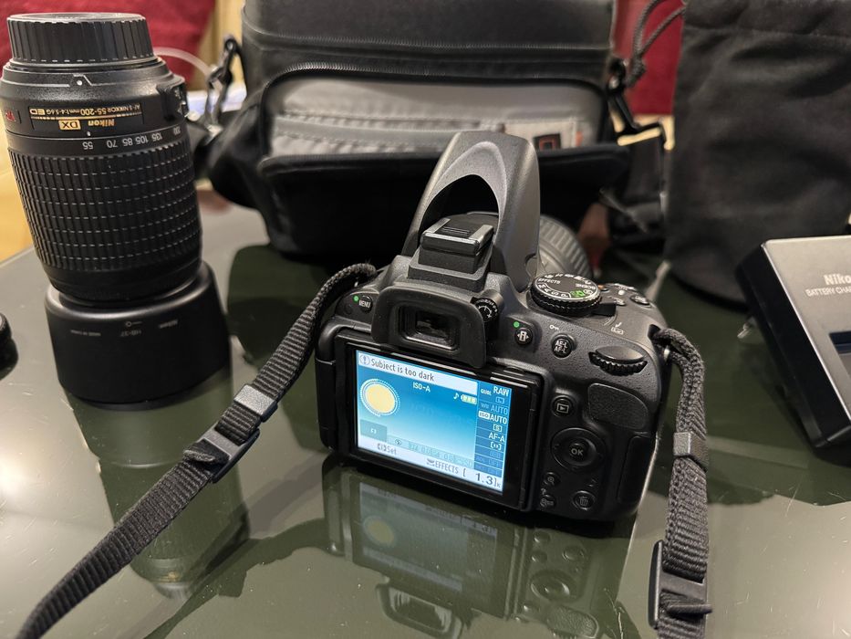 NIKON D5100 Aparat Foto DSLR Kit complet cu 2 Obiective si telecomanda