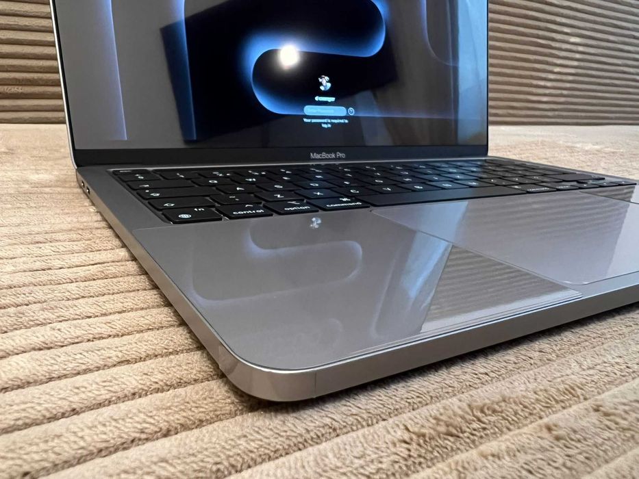 Apple Macbook Pro M1 2020