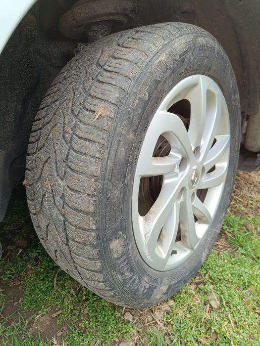 Fluence far stop usa Megane3 spira  motor Megane2 caseta haion