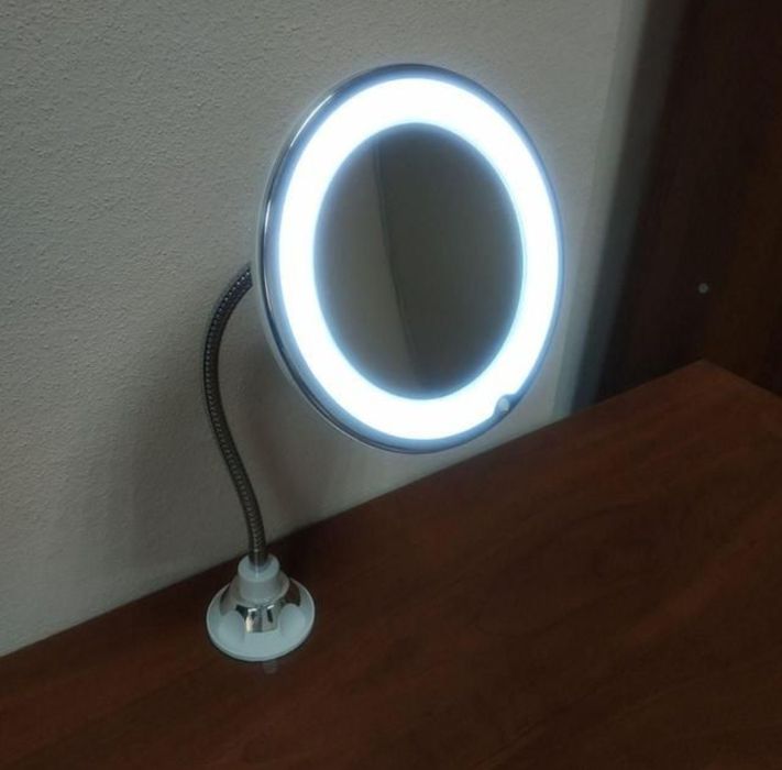 Зеркало для макияжа с 10 кратным увеличением Ultra Flexible mirror
