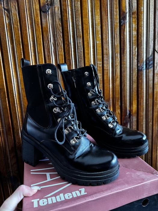 Черни дамски боти