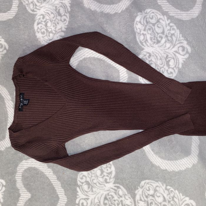 кафява рипсена рокля