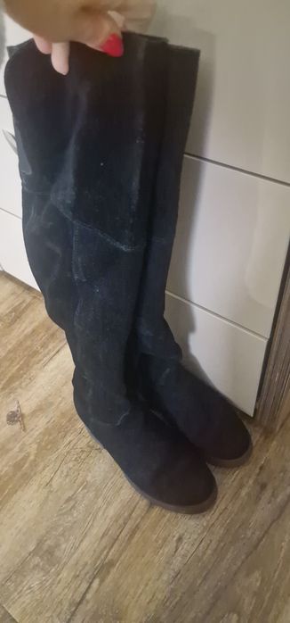 Дамски чизми от естествен велур