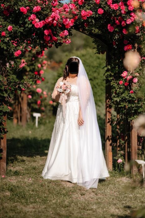 Rochie de mireasa (marime mare)