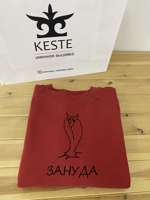 Машинная вышивка и вышивка логотип оптом на одежде вышивка надписи ...