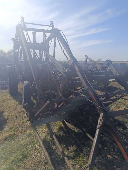 Продам трактор МТЗ 80 стогомет