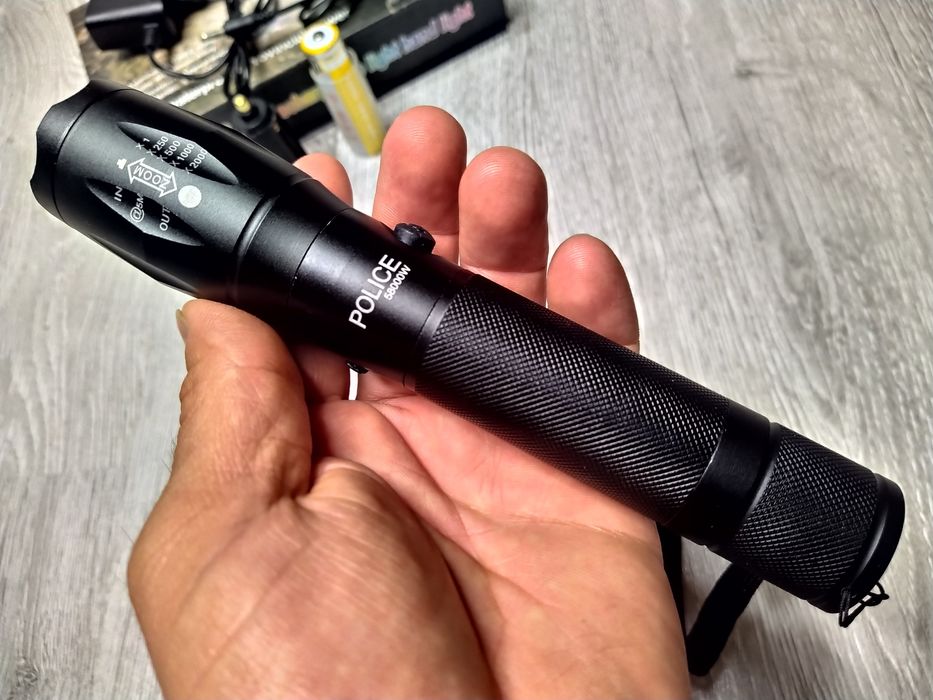 Lanterna Profesionala POLICE cu LED CREE T6 - ZOOM - 5 FAZE