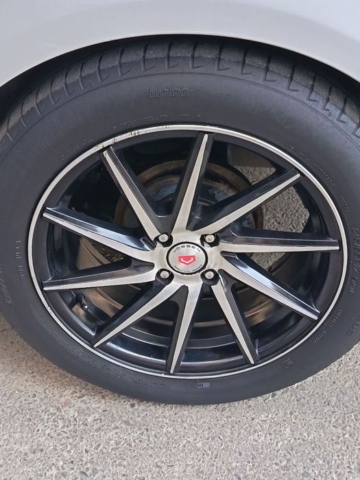 Vossen 17 almashaman