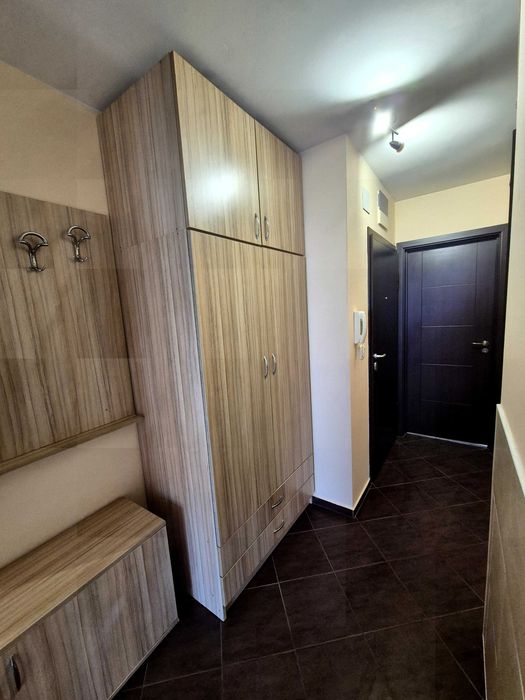 Дава се под наем Двустаен апартамент в Варна, Колхозен пазар - 50 кв.м за 398.82 € - Снимка #1