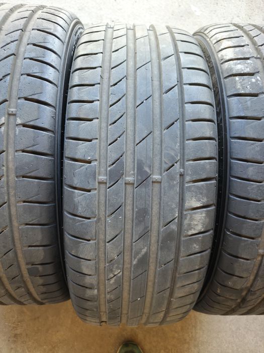 215/45/18 Kunho  Ecsta ps71
