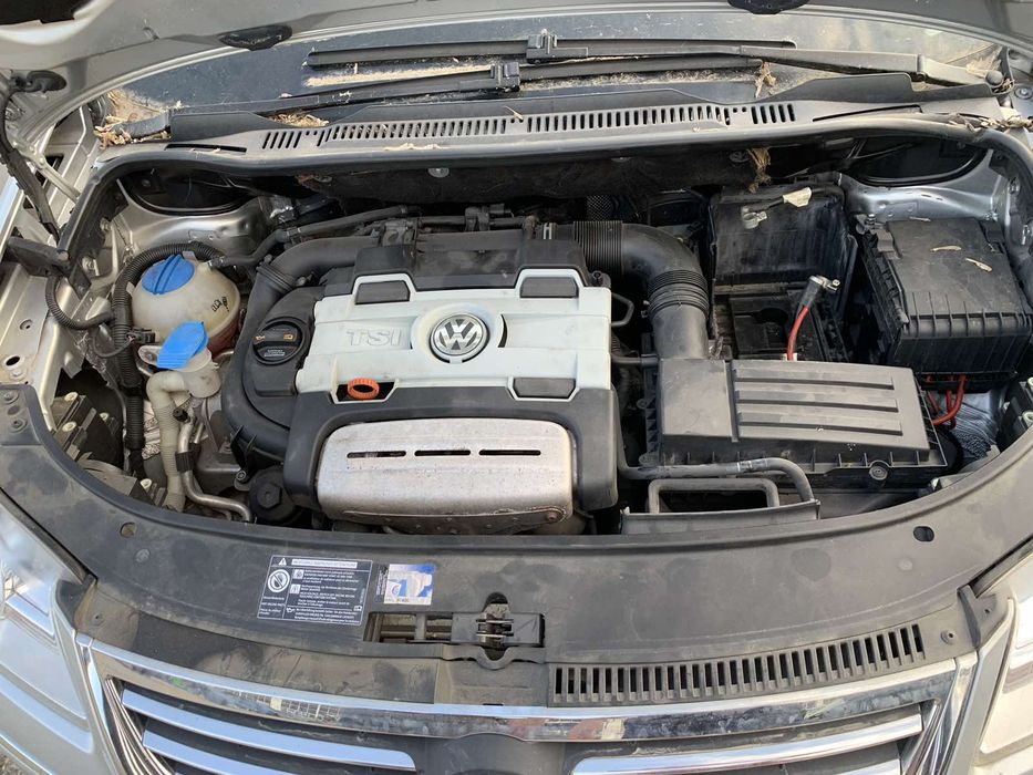 Фолксваген Туран 1.4 tsi  2008 год на част