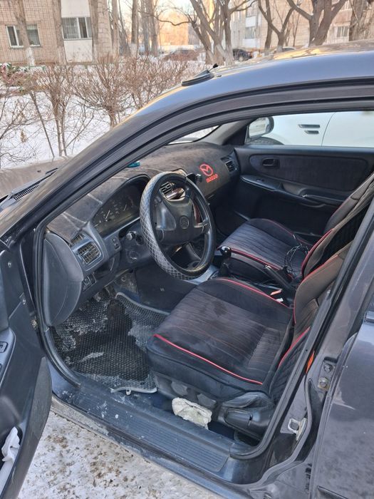 Продам автомобиль Мазда 626