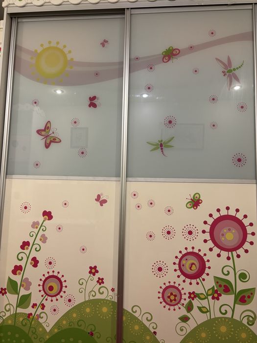 Продам детскую мебель для девочки