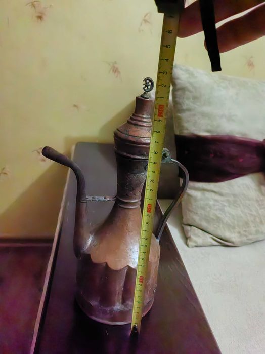 Стар меден ибрик