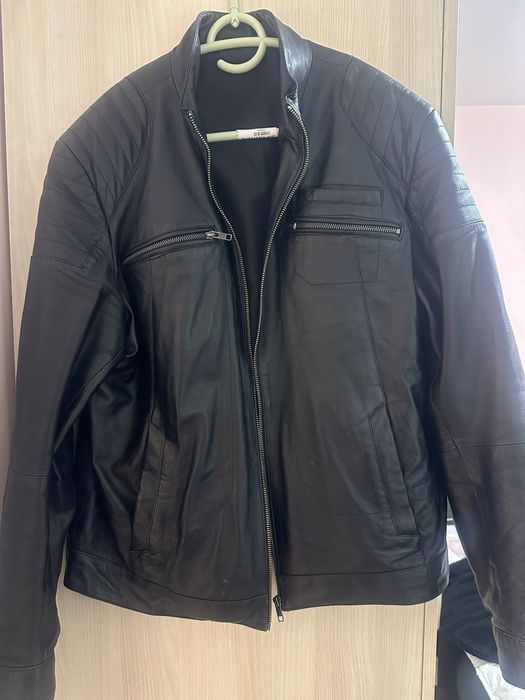 Продавам кожено яке