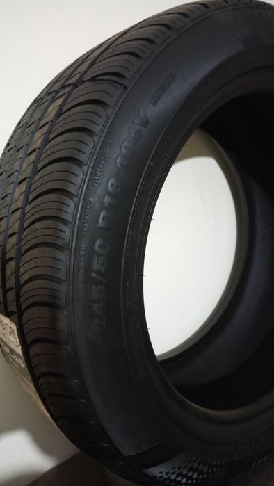 R18 245/50 Malibu balon 1 ta dona KUMHO