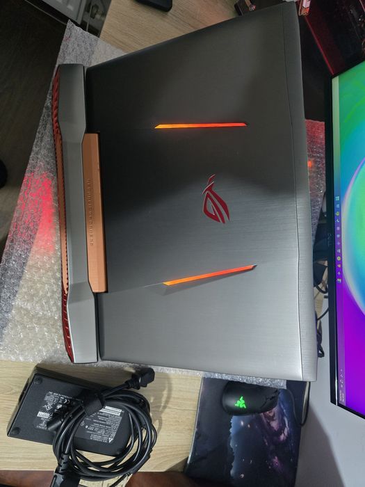 ASUS ROG G752VS | GTX 1070 8GB | 32GB RAM | i7 6700HQ | 1TB HDD+ 512GB SSD + Un slot liber ssd
