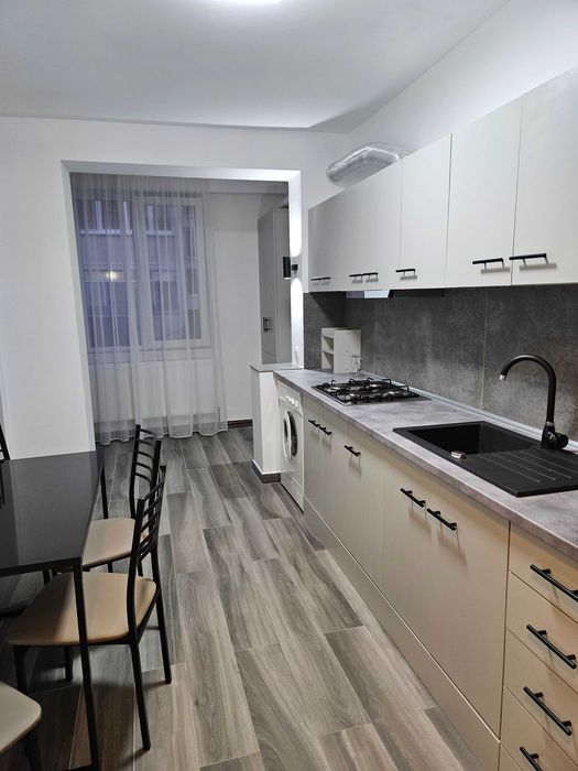 Vand Ap. 2 camere , RECENT RENOVAT  Semicentral str. Avram Iancu