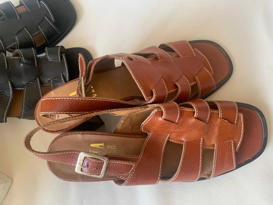 Продавам чисто нови италиански обувки естествена кожа 38 номер