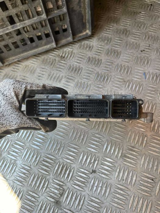 Компютър на двигател от  Dacia Lodgy 1.5 90ks 2015г