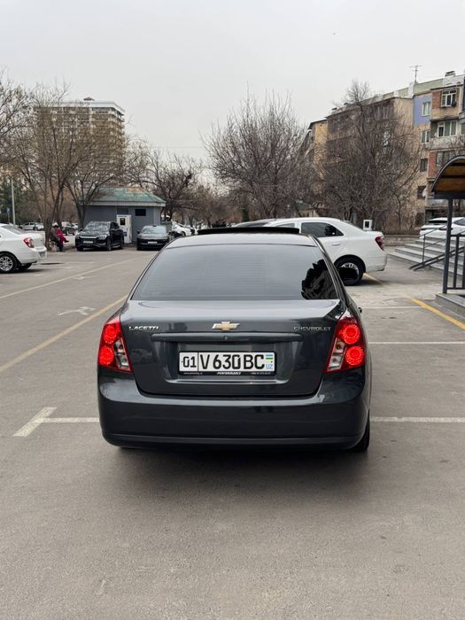 Sotiladi srocno arzon narxda