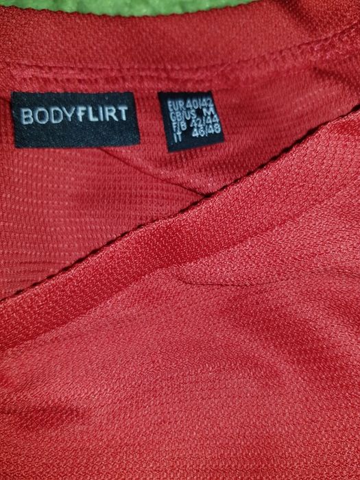Rochie ROSU CA focul