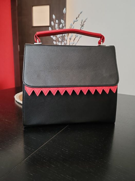 Дамски чанти Fentis