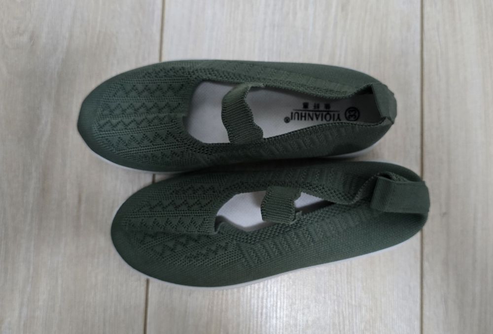 Туфли для девочки на сменку 33 размер