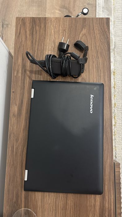 Ноутбук Lenova yoga
