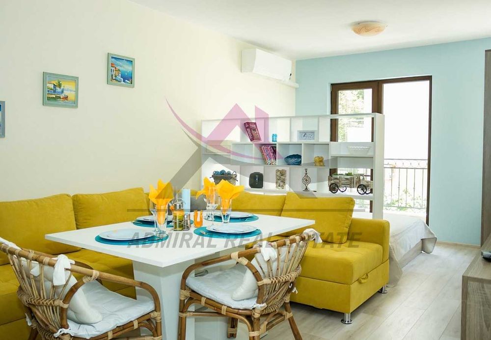 Дава се под наем Едностаен апартамент в Варна, Бриз - 40 кв.м за 425 € - Снимка #1