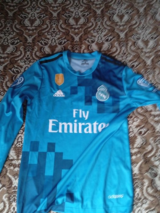 Футболна тениска