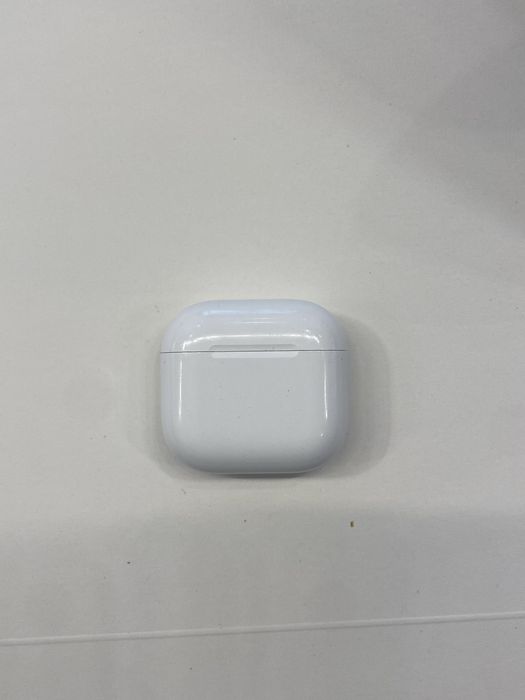 Кейс airpods 4 с шумодавом