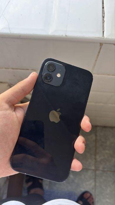 iPhone 12 128 GB — отличное состояние