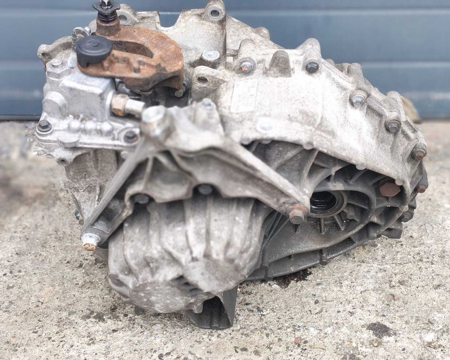 Cutie viteze manuala 2.0D3 E5 B66R 7002 AB 1283192 VOLVO S40 V50 C30
