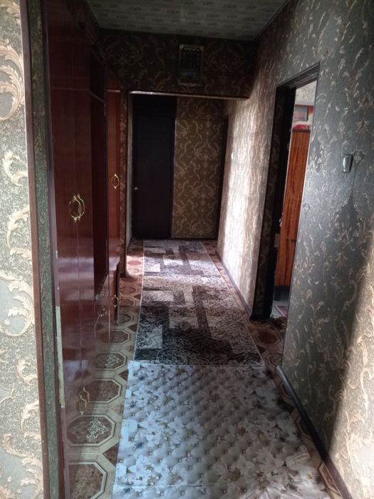 4 xonali uy loja bilan 5 xona buladi