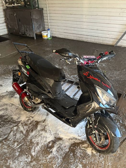 Продам скутер м8 про