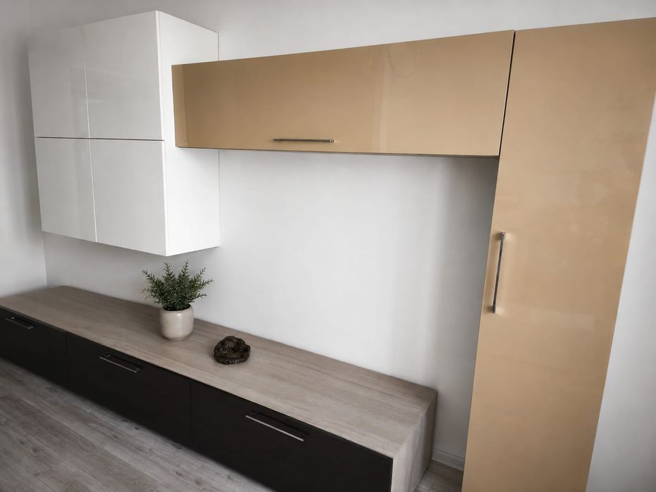 Mobila living formata din corpuri detasabile