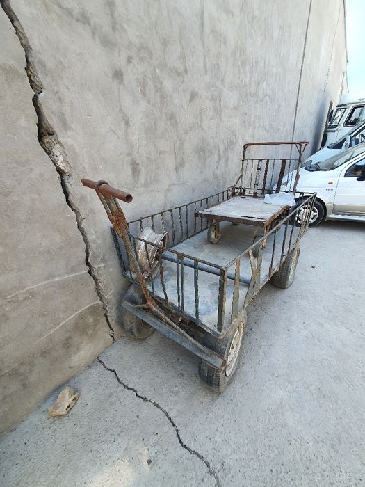 Aravalar sotiladi kattasi 2mln kichkinasi 800000