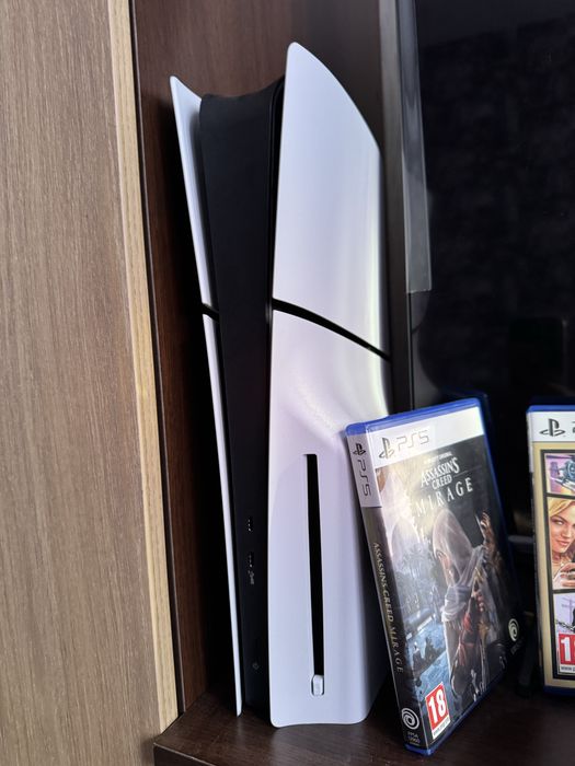 playstation 5 продавам