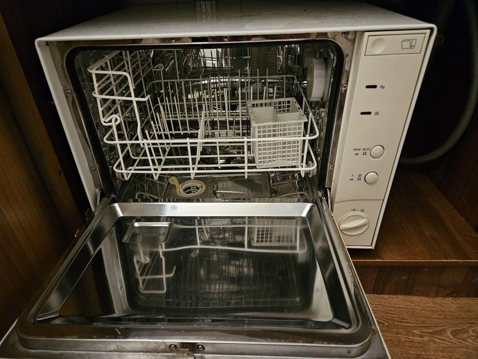 Посудомоечная  машинка Zanussi