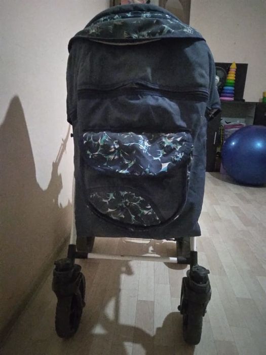 Продам детскую коляску