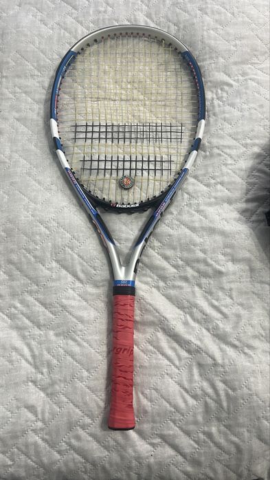 Различни тенис ракети