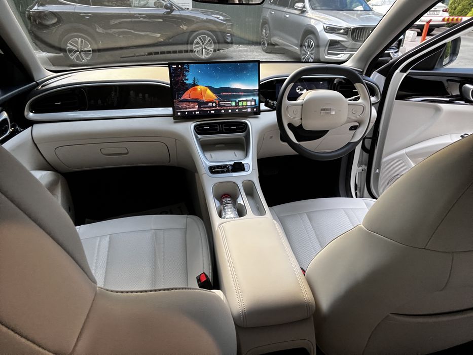 Geely ex2 ev 2025 yil 9400 yurgan 100% toza