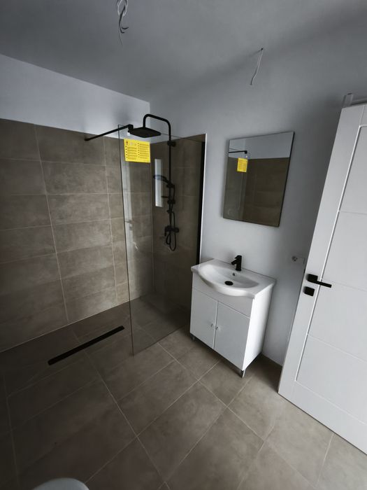 Vând apartament cu 2 camere